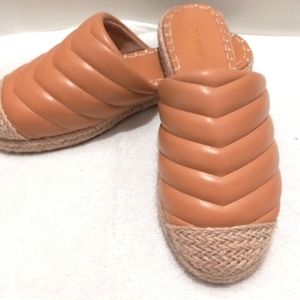 Bamboo Tan Slip Ons Sz 7.5